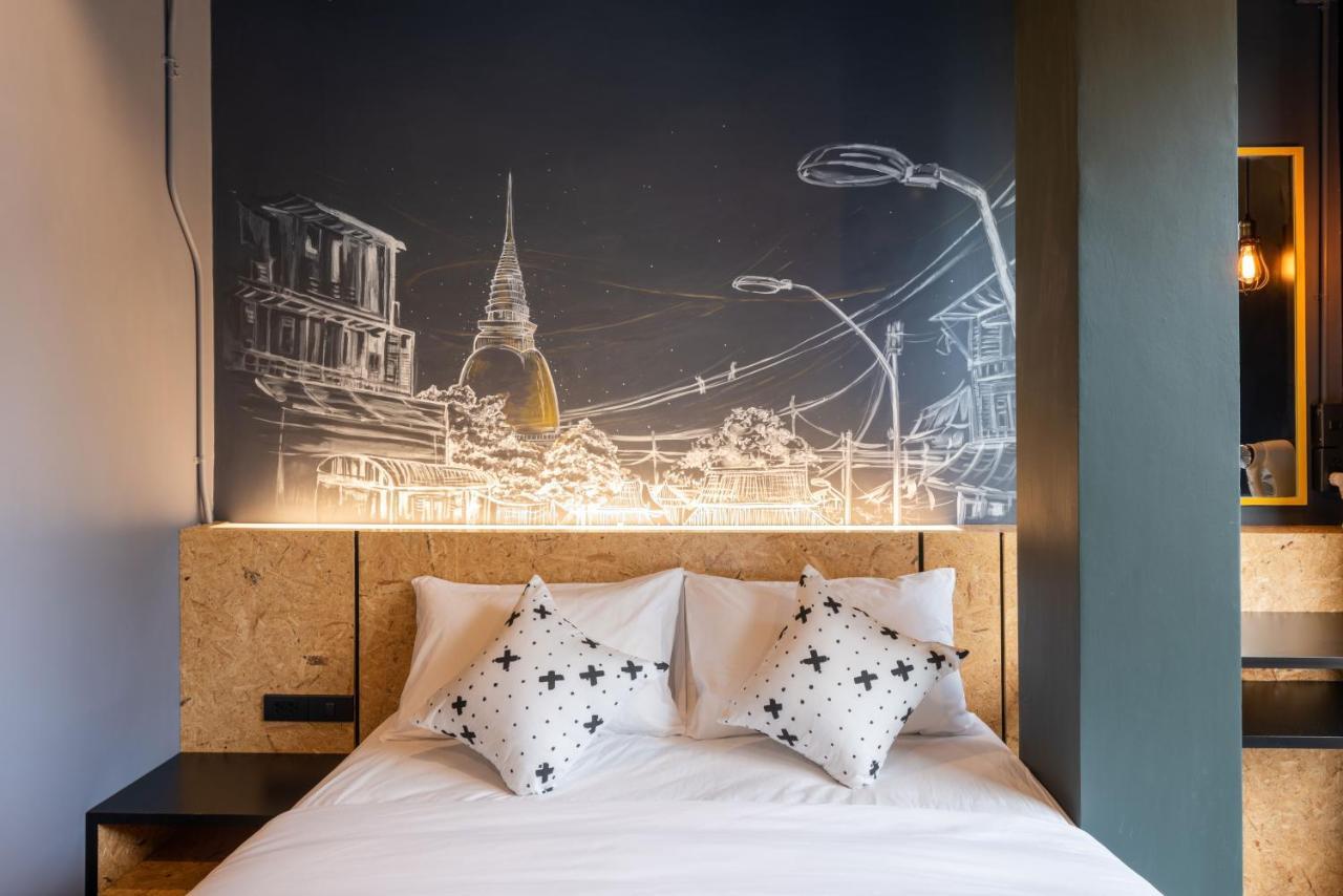Lobsuek Hostel Bangkok Extérieur photo